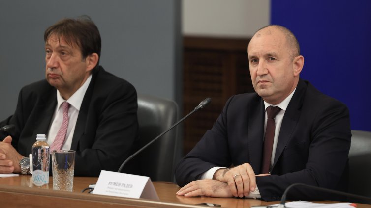 Радев: Хемус ще бъде завършен до края с държавния бюджет