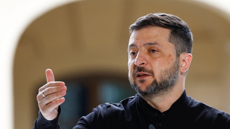 Зеленски: Разговорите за сигурността на Украйна трябва да бъдат на ниво лидери