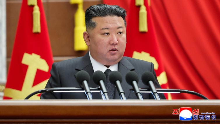 Ким Чен Ун: Годината ще остане в историята на развитието на Северна Корея