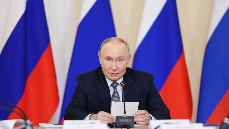 Мистериозен комарджия заложи $400 хил., че Путин ще бъде отстранен от власт до края на година