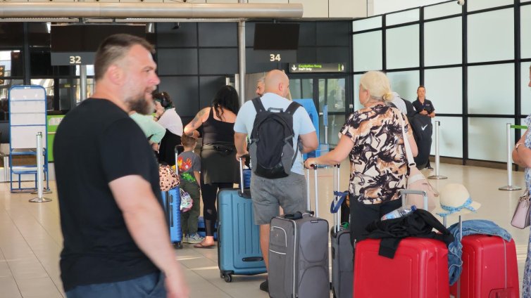 Ryanair: Служителите ни не бяха сигурни, че батерията на количката е изолирана