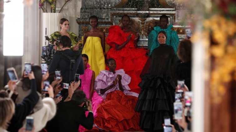Мечтите на Пиер Паоло Пичоли в новата колекция на Valentino