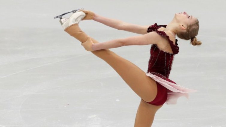 Страхотна Алекс на европейското по фигурно пързаляне