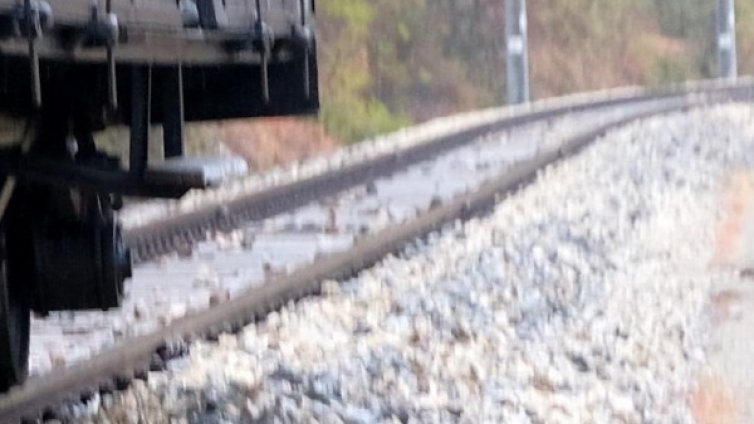 Още е затворена подбалканската жп линия София-Бургас