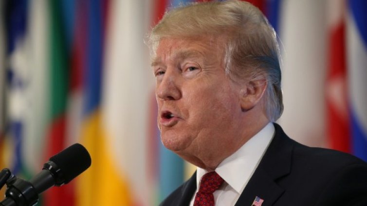 Тръмп очаква официално да обяви освобождаването от ИД