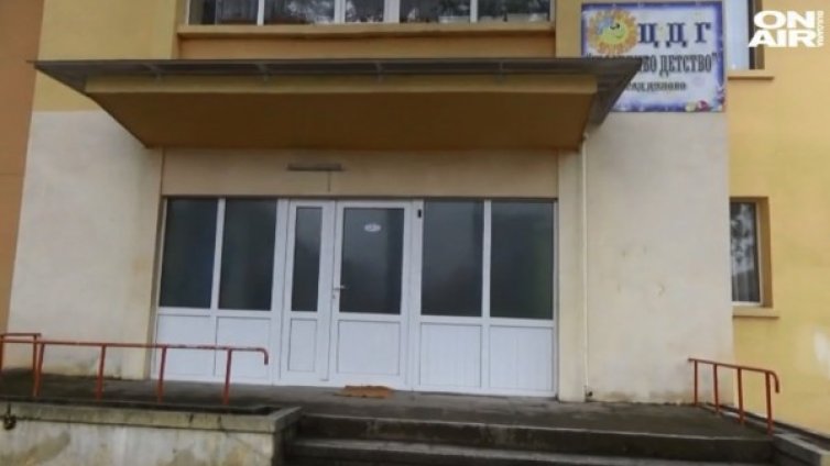 Деца от забавачка в стрес, учителка била груба с тях