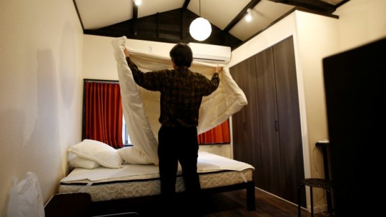 Кметицата на Париж плаши Airbnb с рекордна глоба 