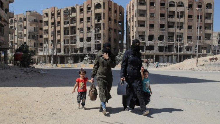 Русия спасява стотици свои деца от войната в Сирия