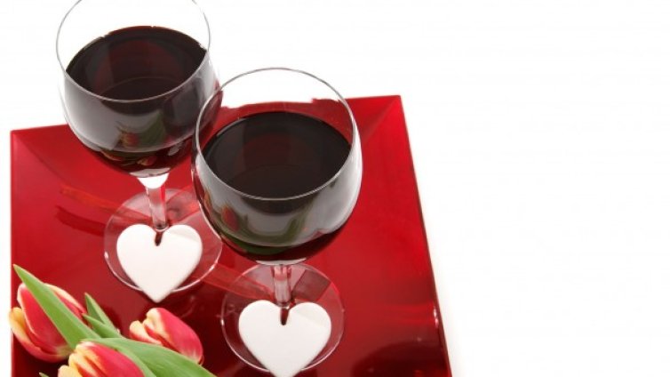 Празнувате Трифон Зарезан? Ето защо червеното вино е полезно 