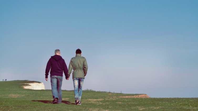 Родител 1 и Родител 2 разбуни Франция