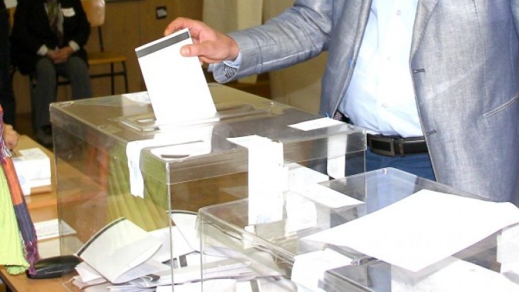 ГЕРБ и БСП мобилизираха електората за евровота, 80% готови за урните 
