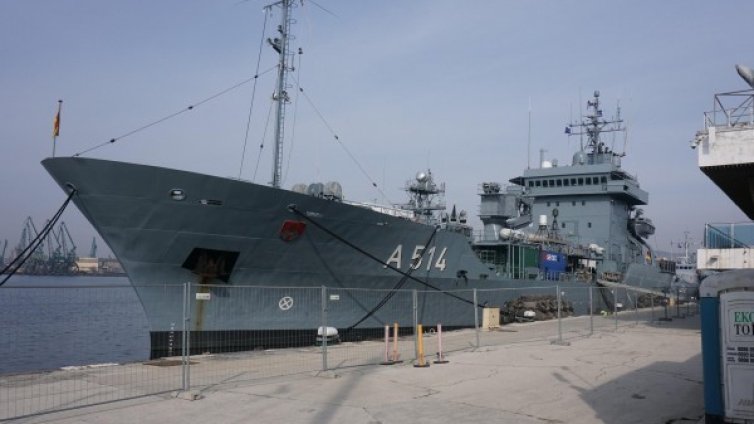 Бойни кораби на НАТО ще "ловят" мини в Черно море 