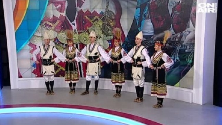 Ансамбъл "Българе" с ново представление - "Осмото чудо"