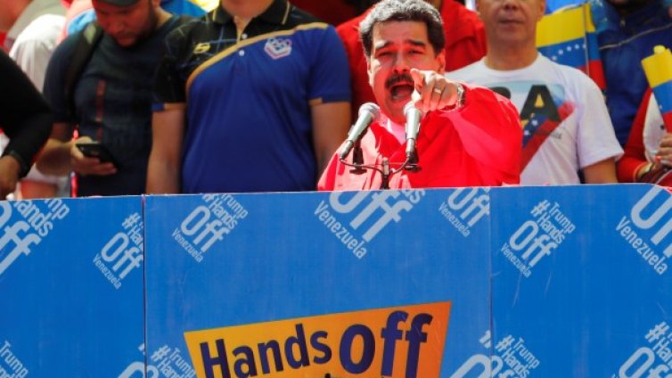 Мадуро задържа журналист за 2 часа, не му харесал въпрос