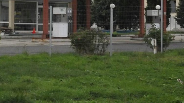 Разкриха незаконна бензиностанция на пътя София - Варна