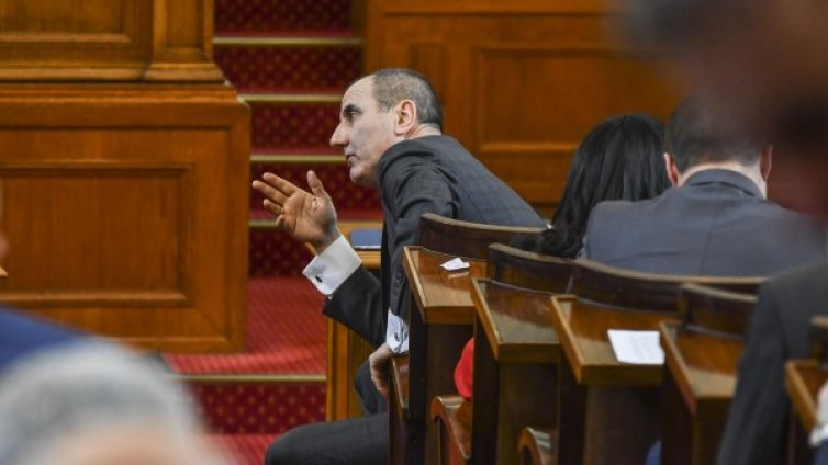 Цветанов упрекна Нинова: БСП с нова фалшива новина за ГЕРБ