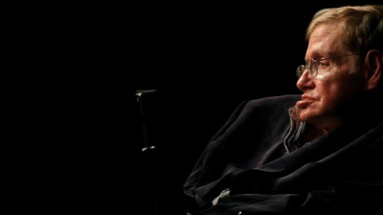 Медсестрата на Хокинг била немарлива в задълженията си