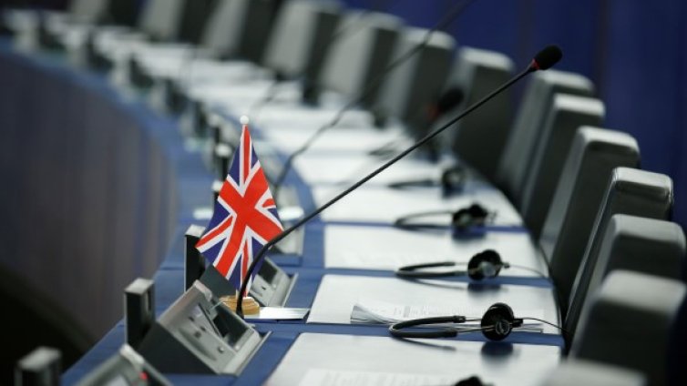 Brexit без сделка, удължаване на срока, нов референдум?