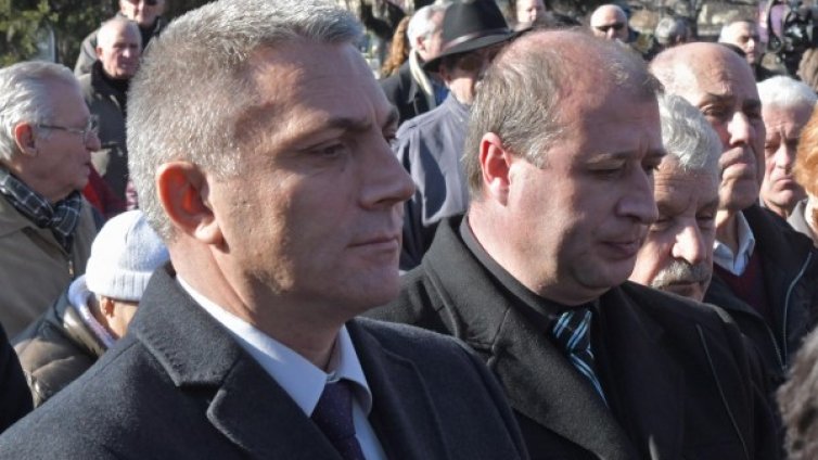 Политиката у нас била "шизофренна", определи Карадайъ 