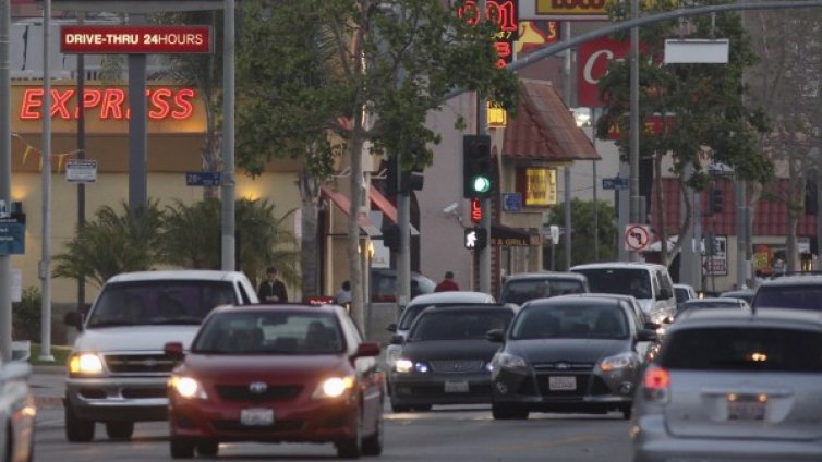 В богата Калифорния &ndash; хиляди бездомни живеят в колите си