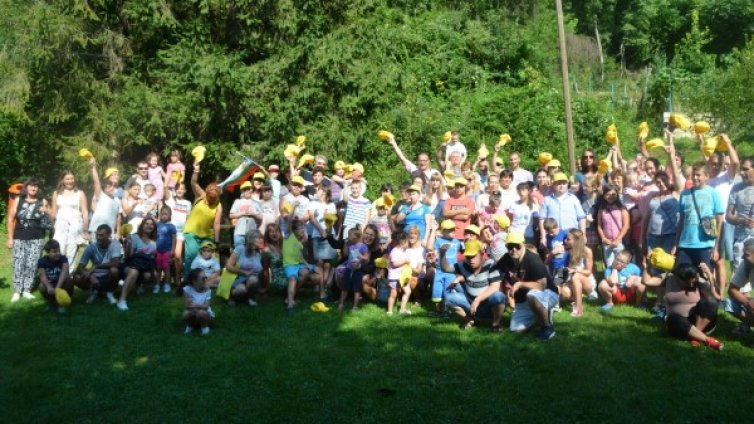 Благотворителна кампания събира пари за първия Даун Синдром Център в България