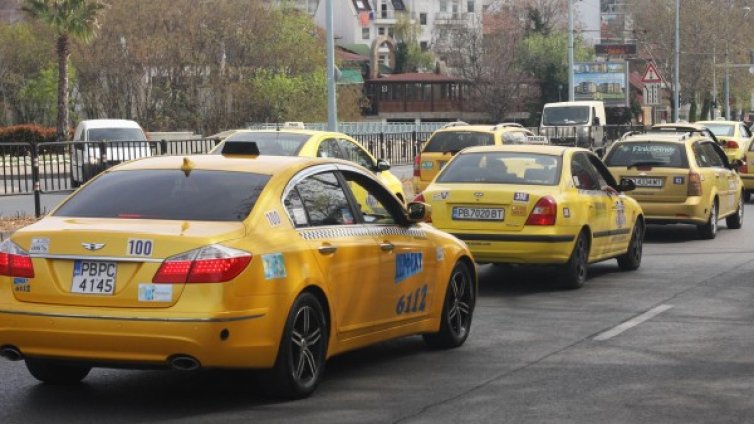 Икономическа полиция удари по такситата в Пловдив