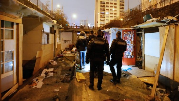 Слухове за отвличания и насилие срещу роми във Франция