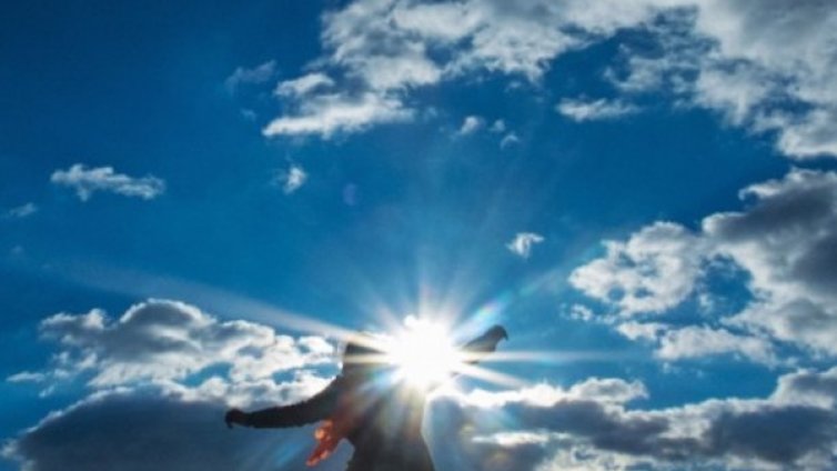 Изпращаме март със слънце. Температурите до 20 градуса