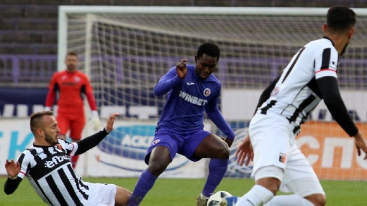 Драма в Търново: Локо Пловдив победи Етър след 20 дузпи