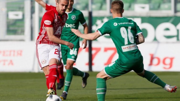 Лудогорец и ЦСКА завършиха 0:0 в голямото дерби 