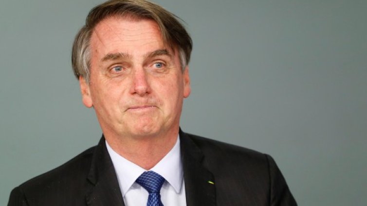 Болсонаро работи за разкол в армията на Венецуела