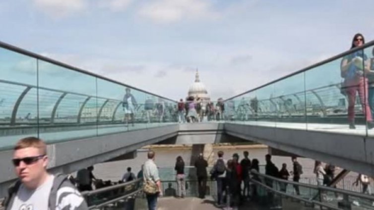 Компании напускат Острова заради развода с Европа