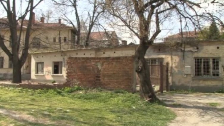 Изоставени лаборатории в Русе &ndash; рай за наркоманите