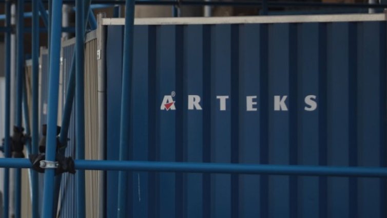 Очаквано "Артекс" обжалва спирането на "Златен век"