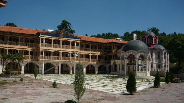 И това се случи: Продават манастир на търг, кой ще купи Гигинския?