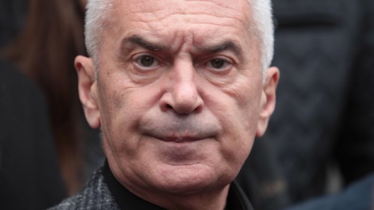 Сидеров: НАТО е ненужно, членството в ЕС ни ощетява