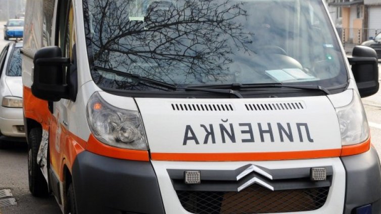 Състоянието на наръганото с нож момче е стабилно