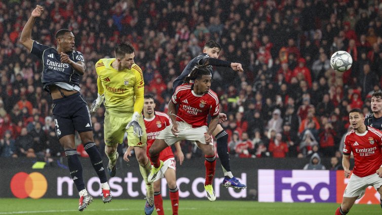 Пет английски отбора директно на осминафиналите в Шампионска лига