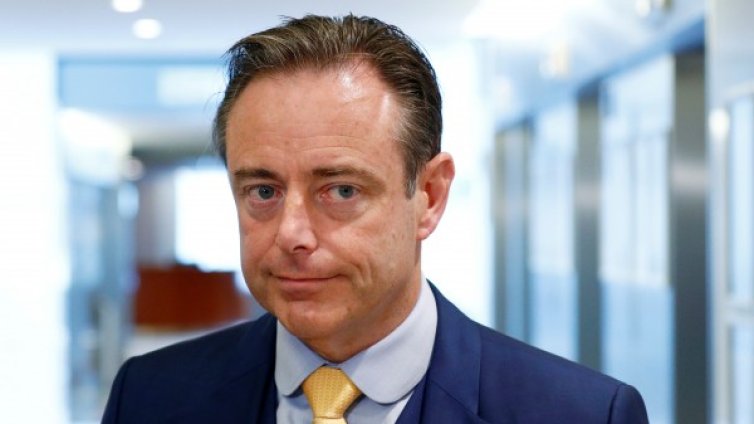 Политически скандал разтърси Белгия дни преди евровота