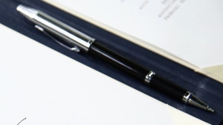 МОН: Няма сгрешени въпроси в матурата по английски език