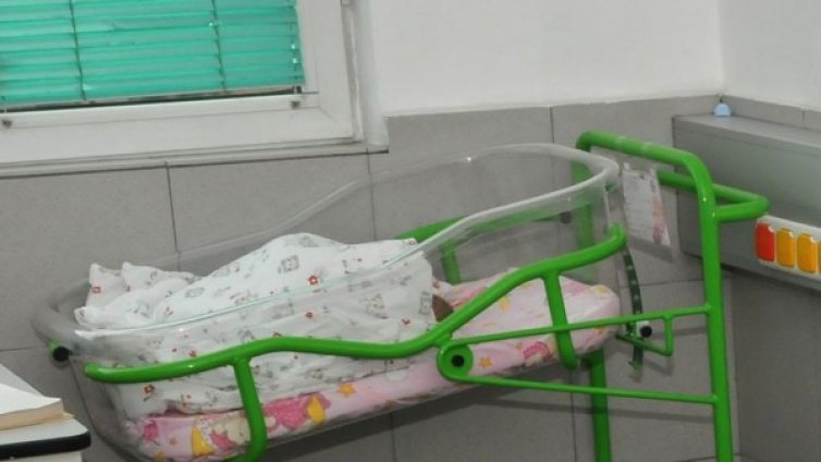 Здраво 2-годишно българче: "Детето мечта", но осиновители няма...