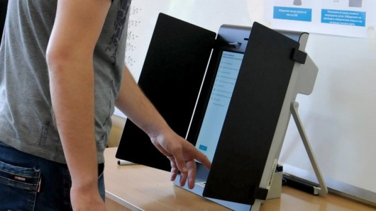 ЦИК обявява днес разпределението на мандатите за ЕП