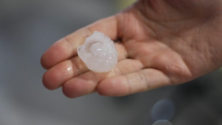 Внимание: Опасност от градушки