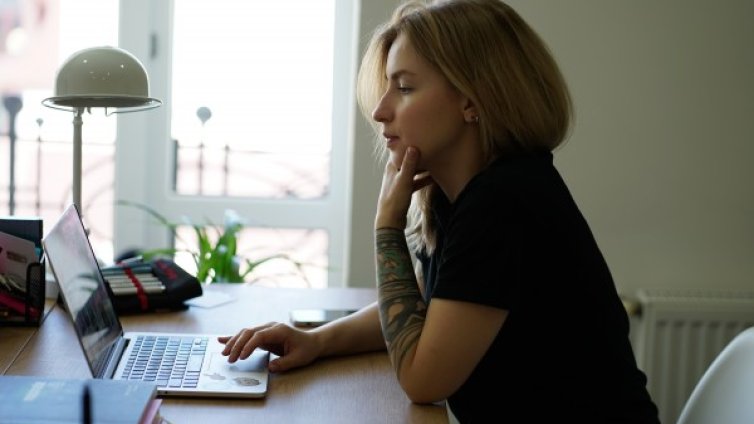 Зодиите и Google: Какво търси най-често всеки знак?