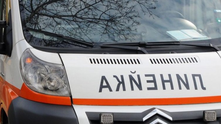 Двама работници пострадаха в каменна кариера в Монтанско