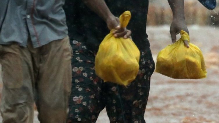 Танзания забрани напълно найлоновите торбички