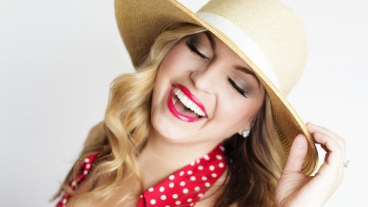 За по-млада кожа – терапия със сапфирен прах