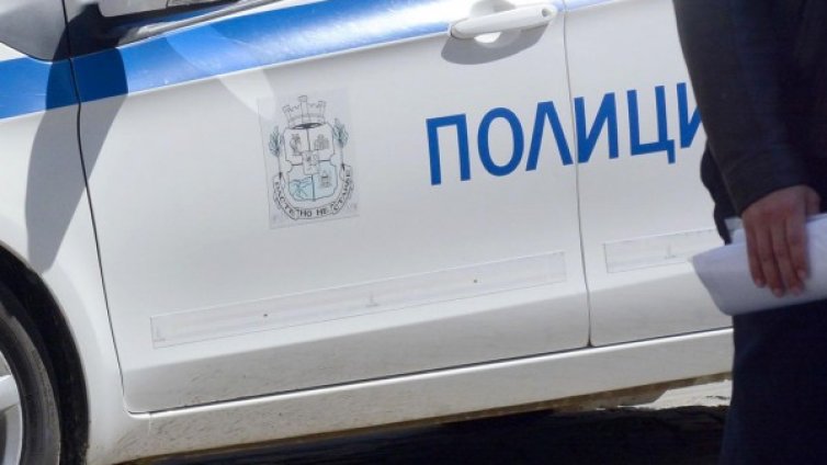 В Перник разкриха схема за фалшиви медицински за книжка