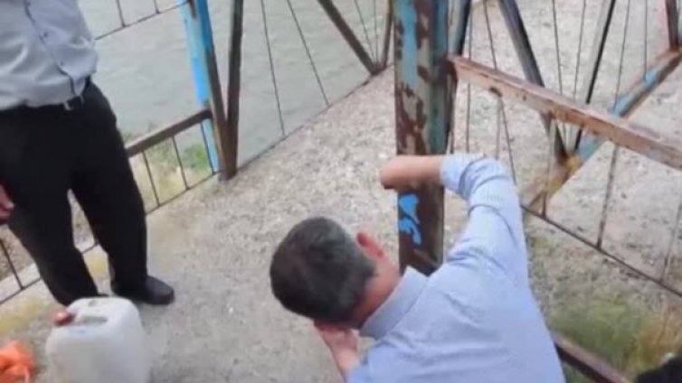 Кметът на Кърджали с послание до Борисов: "За Б.Б от Х.А"