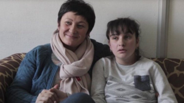 Ужасът в Беслан: За Фатима Дзгоева продължава, умствено си остана дете